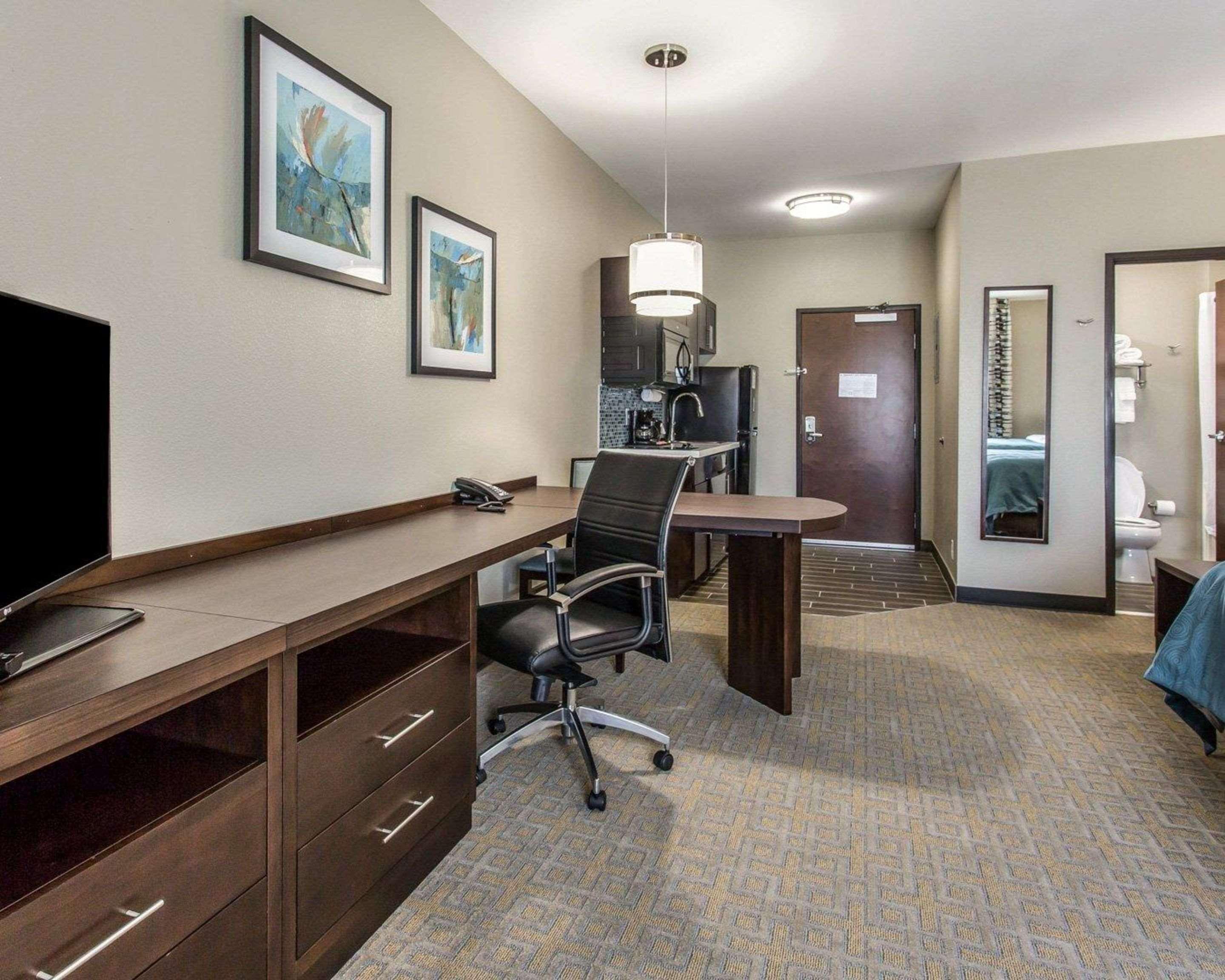 Mainstay Suites Midland Ngoại thất bức ảnh