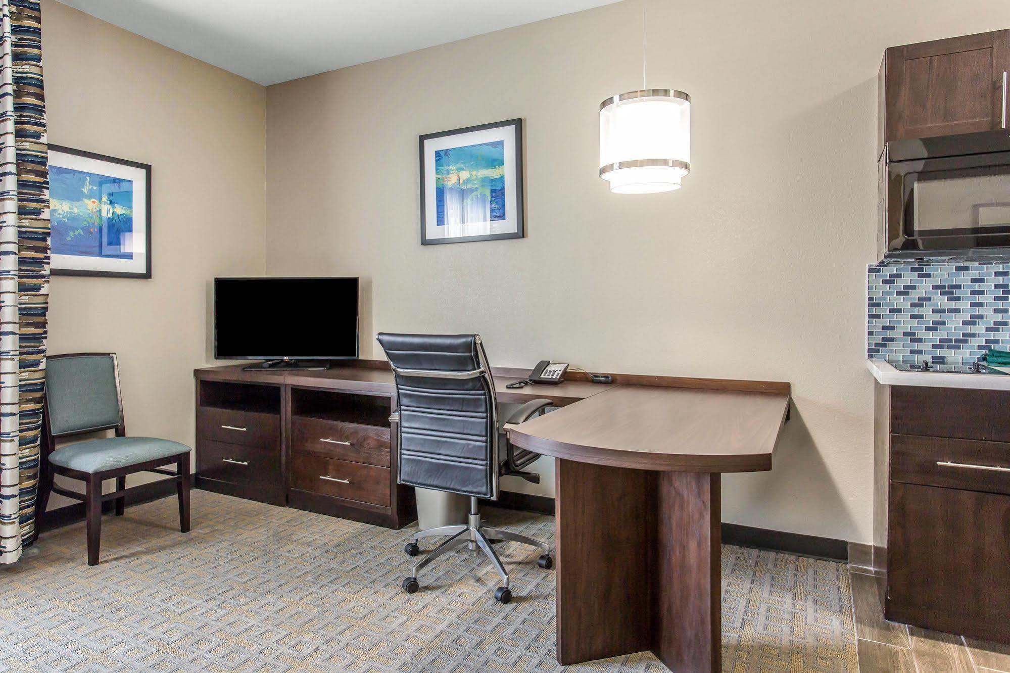Mainstay Suites Midland Ngoại thất bức ảnh